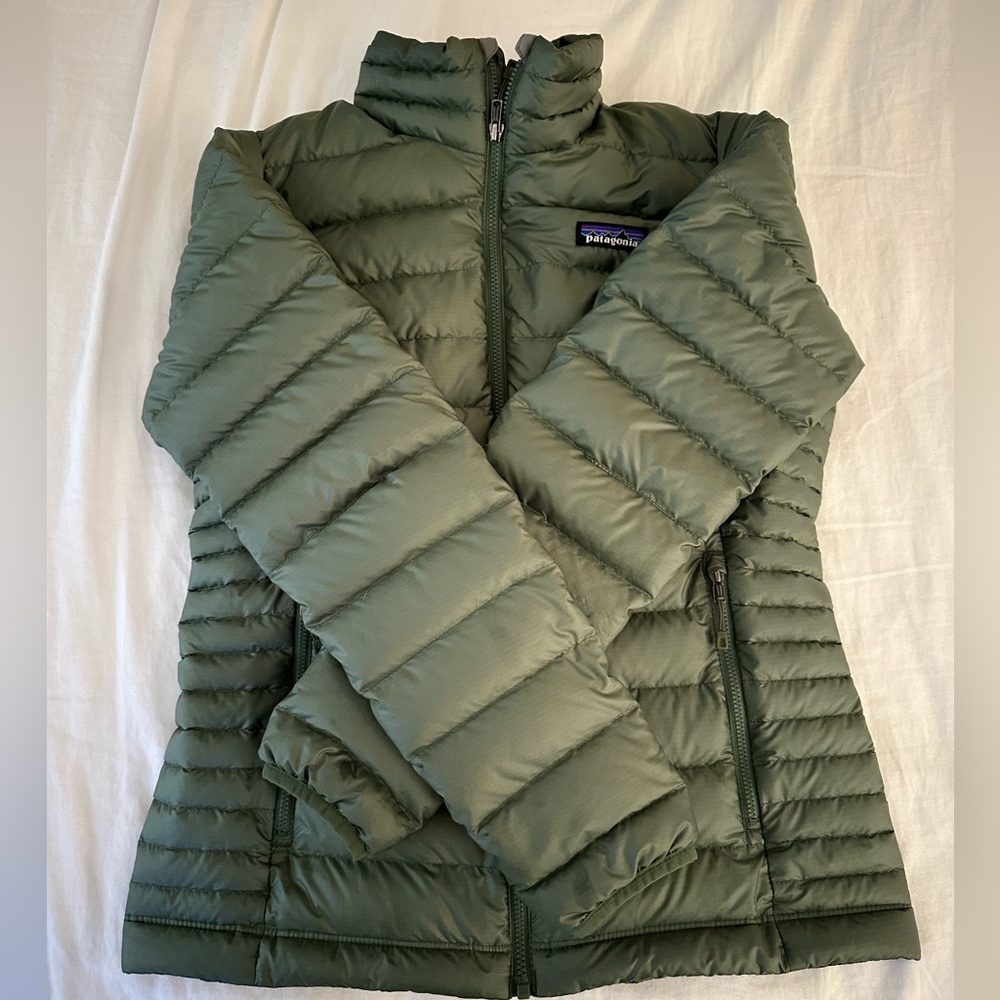 Patagonia Women’s XS Down Sweater Puffer Jacket Hemlock Green